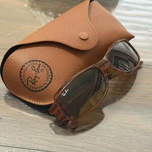 RAY BAN Vintage Tortoise Brown Sunglasses